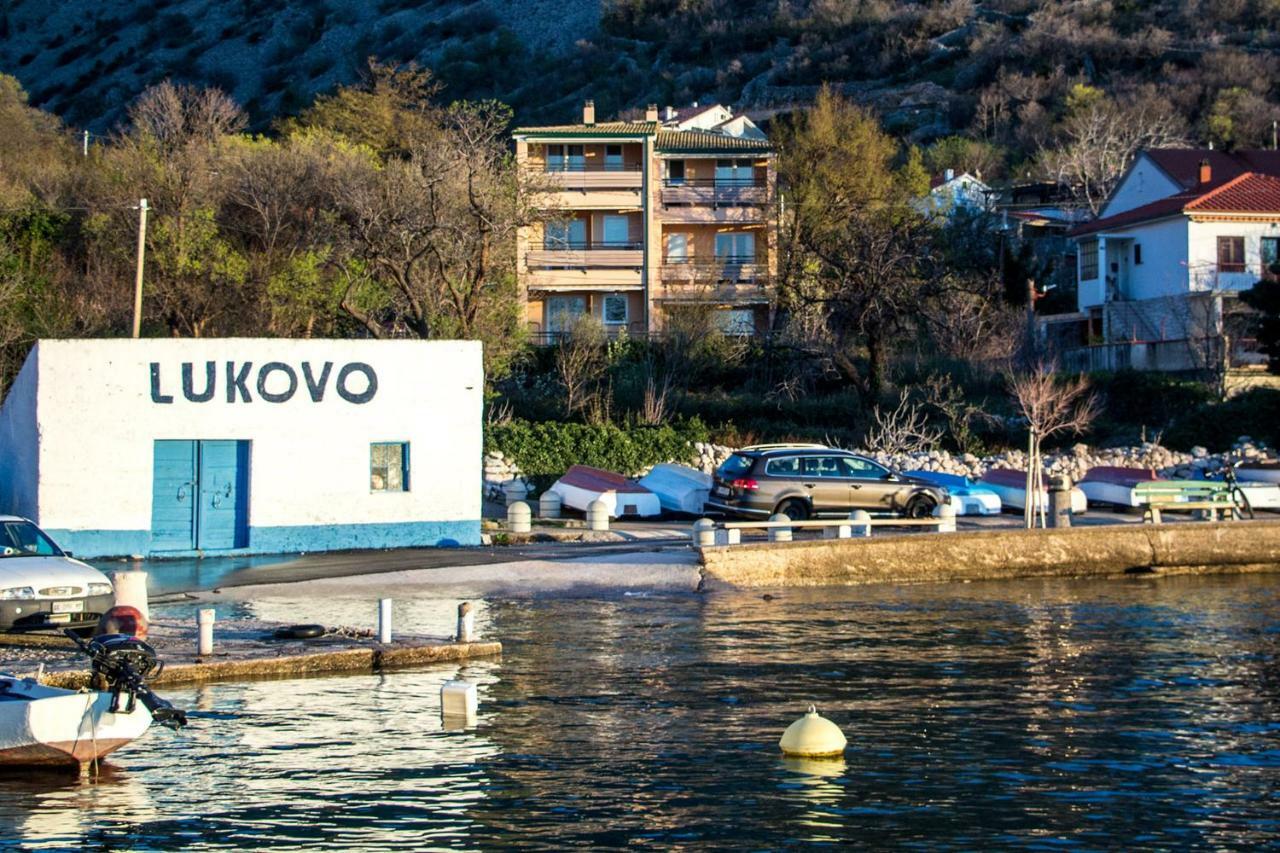 Lukovo Seafront Apartments Ngoại thất bức ảnh